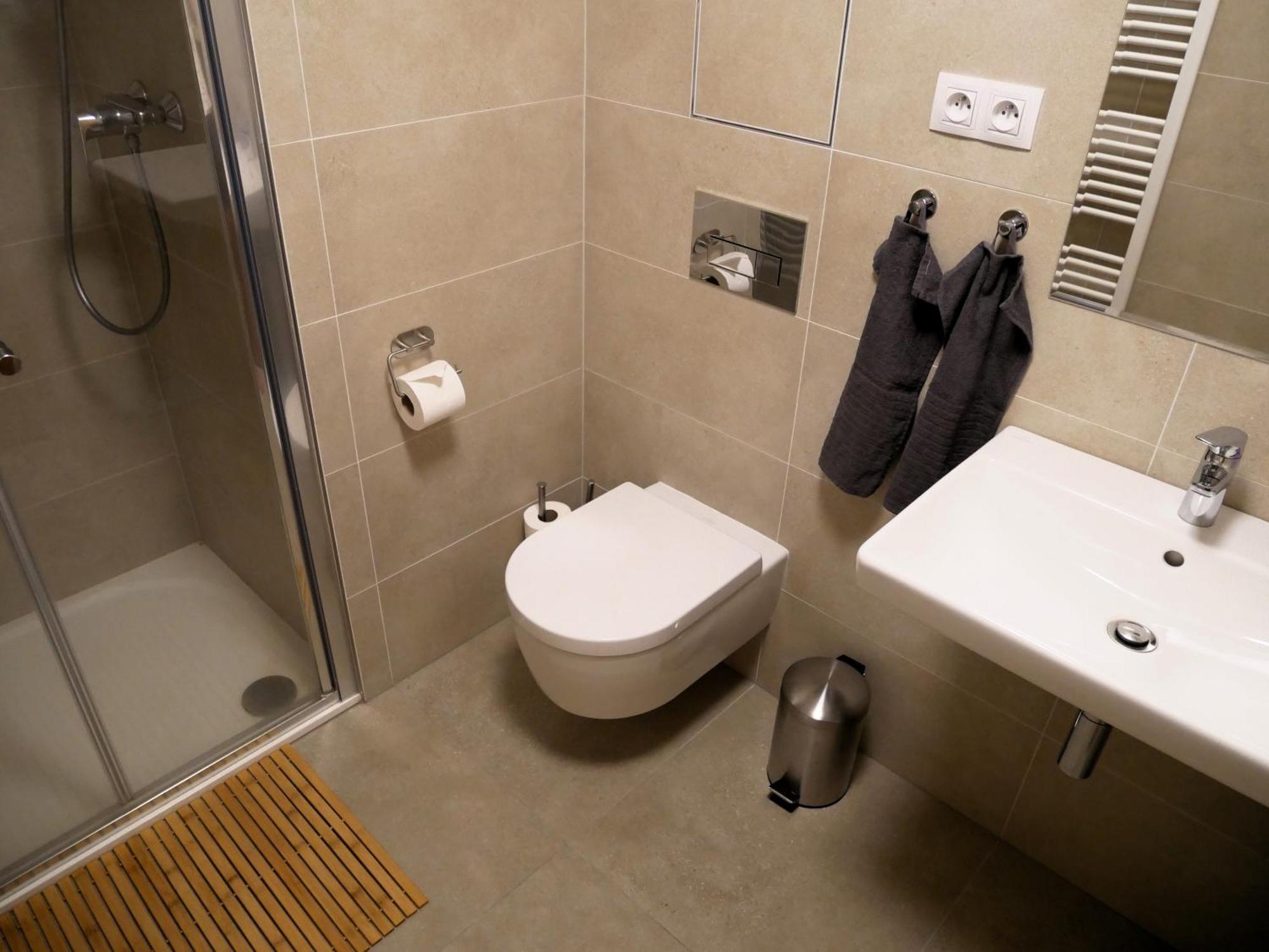 Charming With A Balcony In A Great Location דירה *